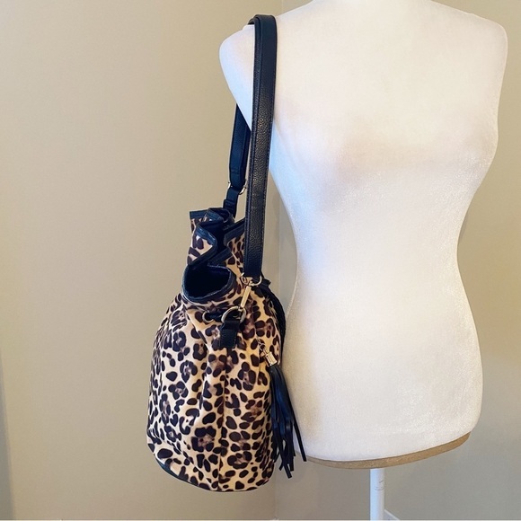 Bam Forever Drawstring Leopard Print Bucket Shoulder Crossbody Bag - Picture 4 of 16
